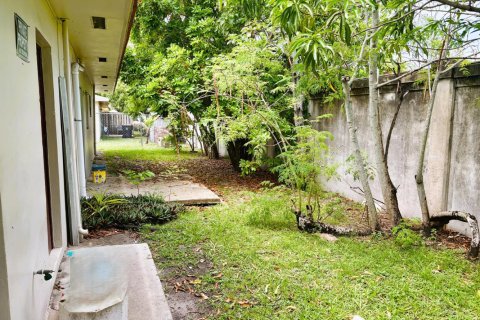 Immobilier commercial à vendre à Lauderdale Lakes, Floride № 2184214 - photo 11
