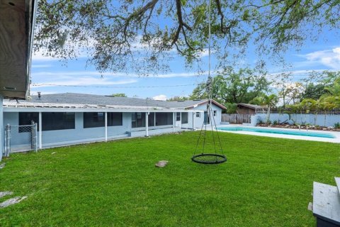 House in Lakeland, Florida 5 bedrooms, 228.08 sq.m. № 1518903 - photo 6