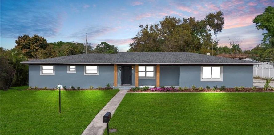 Villa ou maison à Lakeland, Floride 5 chambres, 228.08 m2 № 1518903