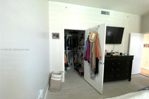 Copropriété à vendre à Miami, Floride: 2 chambres, 125.42 m2 № 2173495 - photo 21