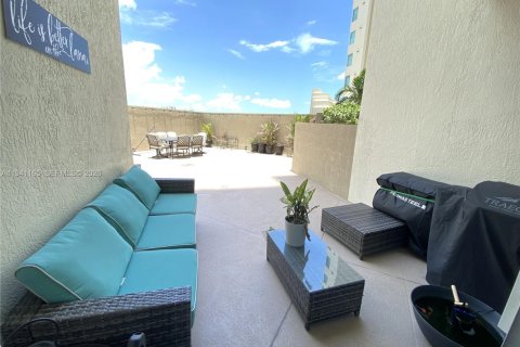 Copropriété à vendre à Miami, Floride: 2 chambres, 125.42 m2 № 2173495 - photo 11