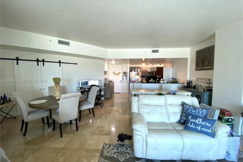 Copropriété à vendre à Miami, Floride: 2 chambres, 125.42 m2 № 2173495 - photo 16