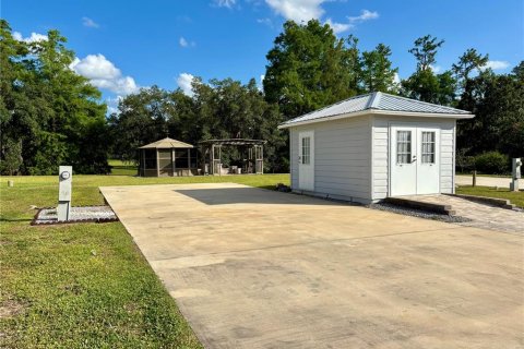 Land in Silver Springs Shores, Florida № 1681545 - photo 1