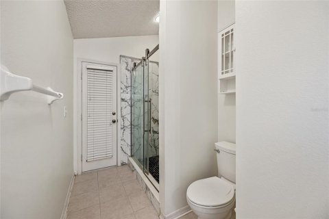 Casa en venta en Tampa, Florida, 4 dormitorios, 219.16 m2 № 1899021 - foto 30