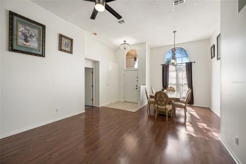 Casa en venta en Tampa, Florida, 4 dormitorios, 219.16 m2 № 1899021 - foto 7