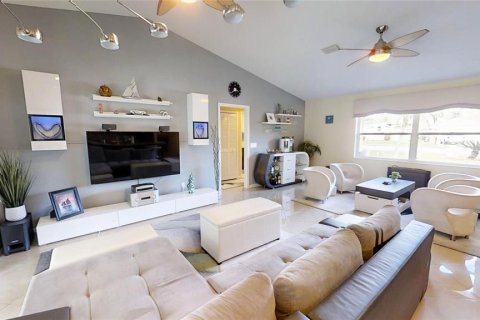 Casa en venta en Palm Coast, Florida, 3 dormitorios, 143.91 m2 № 1879569 - foto 10