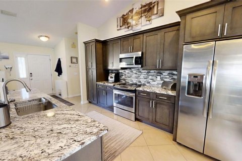 Casa en venta en Palm Coast, Florida, 3 dormitorios, 143.91 m2 № 1879569 - foto 6