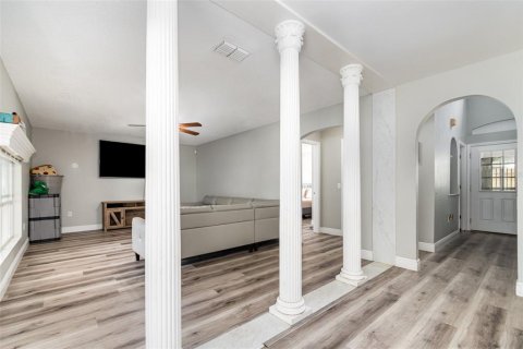 Купить виллу или дом в Делтона, Флорида 10 комнат, 236.16м2, № 1913380 - фото 5