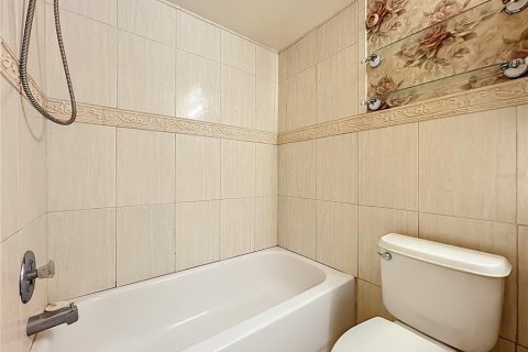 Купить кондоминиум в Орландо, Флорида 3 комнаты, 94.95м2, № 1904624 - фото 29