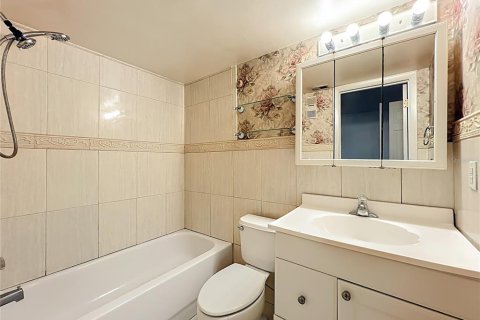 Купить кондоминиум в Орландо, Флорида 3 комнаты, 94.95м2, № 1904624 - фото 28