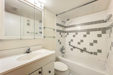 Купить кондоминиум в Орландо, Флорида 3 комнаты, 94.95м2, № 1904624 - фото 23