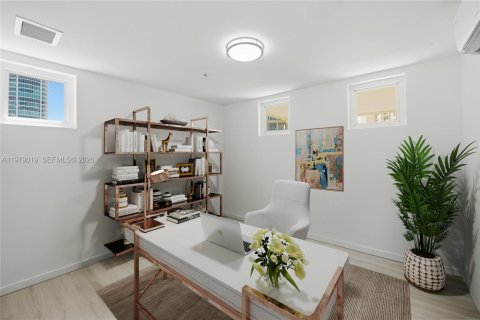Condominio en venta en Miami Beach, Florida, 2 dormitorios, 104.05 m2 № 2070321 - foto 12