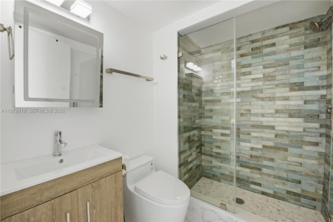 Condominio en venta en Miami Beach, Florida, 2 dormitorios, 104.05 m2 № 2070321 - foto 11