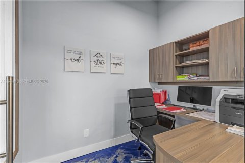 Immobilier commercial à vendre à North Miami, Floride № 2088711 - photo 30
