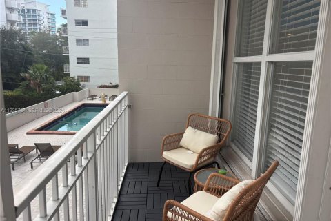 Condominio en venta en Miami Beach, Florida, 1 dormitorio, 67.82 m2 № 1993865 - foto 13