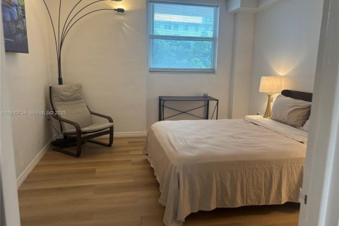 Condominio en venta en Miami Beach, Florida, 1 dormitorio, 67.82 m2 № 1993865 - foto 6