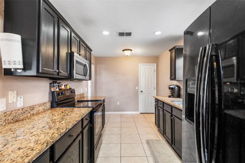House in Lakeland, Florida 3 bedrooms, 240.8 sq.m. № 1908953 - photo 18