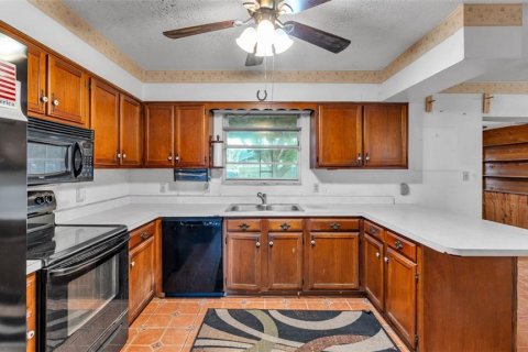 Villa ou maison à vendre à Lakeland, Floride: 3 chambres, 176.24 m2 № 2286994 - photo 18