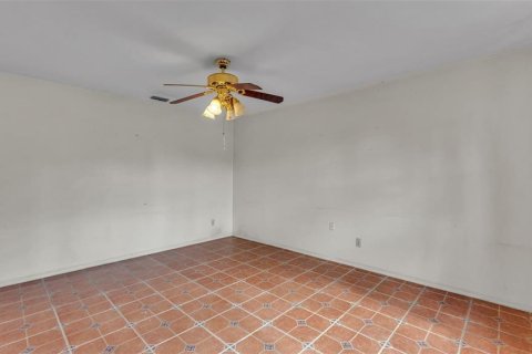 Villa ou maison à vendre à Lakeland, Floride: 3 chambres, 176.24 m2 № 2286994 - photo 15