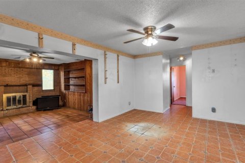 Villa ou maison à vendre à Lakeland, Floride: 3 chambres, 176.24 m2 № 2286994 - photo 3
