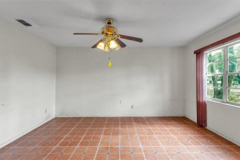 Villa ou maison à vendre à Lakeland, Floride: 3 chambres, 176.24 m2 № 2286994 - photo 16