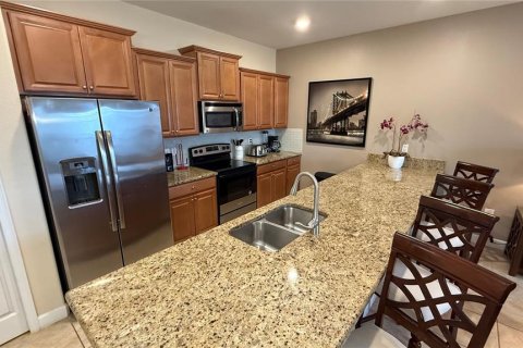 Adosado en alquiler en Kissimmee, Florida, 4 dormitorios, 177.81 m2 № 1886893 - foto 4