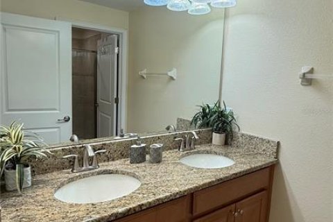 Adosado en alquiler en Kissimmee, Florida, 4 dormitorios, 177.81 m2 № 1886893 - foto 28