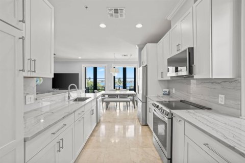 Touwnhouse à vendre à Hypoluxo, Floride: 3 chambres, 273.97 m2 № 2175754 - photo 30