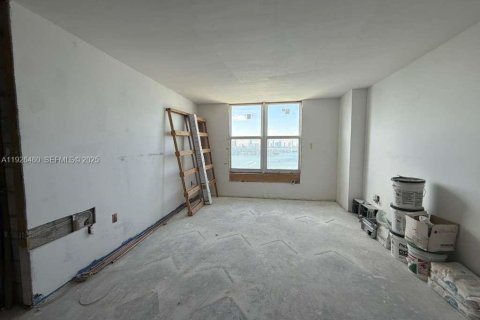 Condominio en venta en Miami Beach, Florida, 2 dormitorios, 113.34 m2 № 1988406 - foto 6