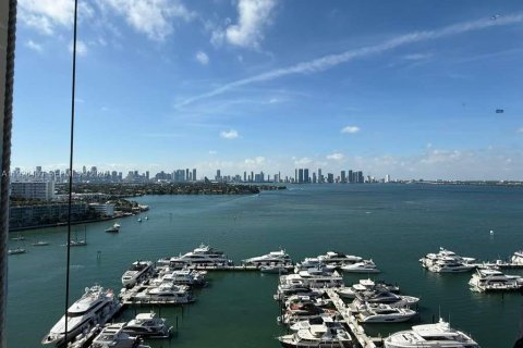 Condominio en venta en Miami Beach, Florida, 2 dormitorios, 113.34 m2 № 1988406 - foto 14