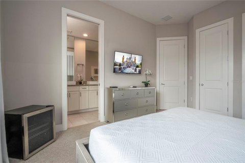 Adosado en venta en Kissimmee, Florida, 4 dormitorios, 167.6 m2 № 1740672 - foto 24