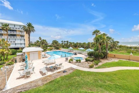 Condominio en venta en Saint Pete Beach, Florida, 3 dormitorios, 219.71 m2 № 1797865 - foto 18