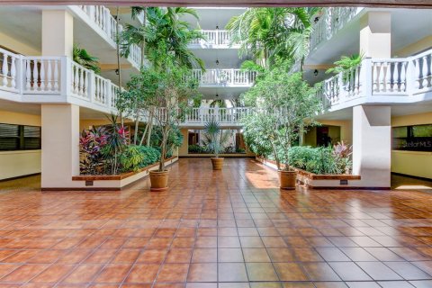 Condominio en venta en Saint Pete Beach, Florida, 3 dormitorios, 219.71 m2 № 1797865 - foto 3