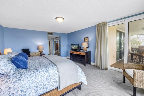 Condominio en venta en Saint Pete Beach, Florida, 3 dormitorios, 219.71 m2 № 1797865 - foto 25