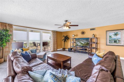 Condominio en venta en Saint Pete Beach, Florida, 3 dormitorios, 219.71 m2 № 1797865 - foto 11