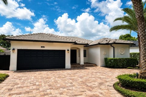 Villa ou maison à Miami Lakes, Floride 3 chambres, 155.43 m2 № 2076419