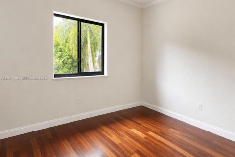 Villa ou maison à louer à Miami Lakes, Floride: 3 chambres, 155.43 m2 № 2076419 - photo 13