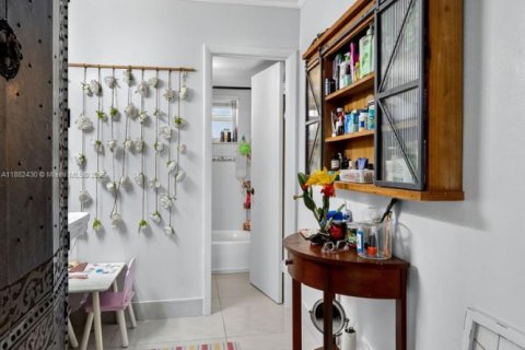 Condominio en alquiler en Hallandale Beach, Florida, 1 dormitorio, 75.9 m2 № 1930157 - foto 25