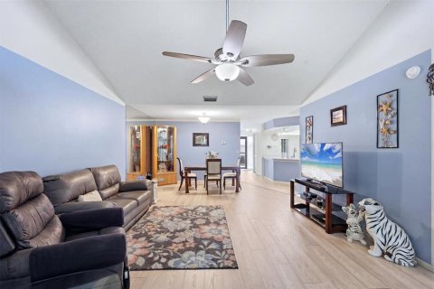 Casa en venta en Sarasota, Florida, 3 dormitorios, 154.96 m2 № 2226310 - foto 11