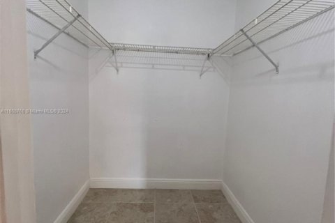 Copropriété à vendre à Miami, Floride: 1 chambre, 69.4 m2 № 1694803 - photo 6