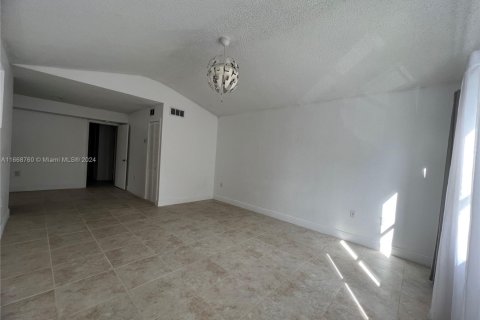 Copropriété à vendre à Miami, Floride: 1 chambre, 69.4 m2 № 1694803 - photo 4