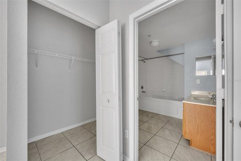 Touwnhouse à vendre à Kissimmee, Floride: 3 chambres, 120.4 m2 № 1536095 - photo 11
