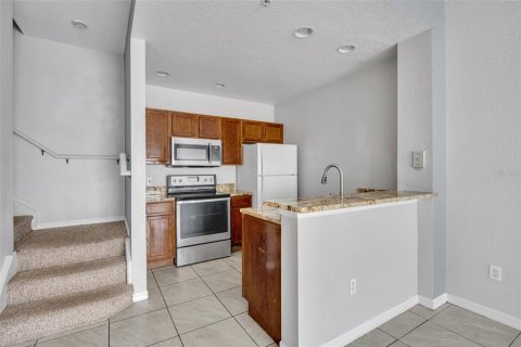 Touwnhouse à vendre à Kissimmee, Floride: 3 chambres, 120.4 m2 № 1536095 - photo 6