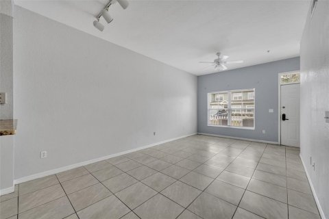 Touwnhouse à vendre à Kissimmee, Floride: 3 chambres, 120.4 m2 № 1536095 - photo 3