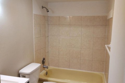 Appartement à louer à Palm Springs, Floride: 1 chambre, 55.74 m2 № 2261780 - photo 10
