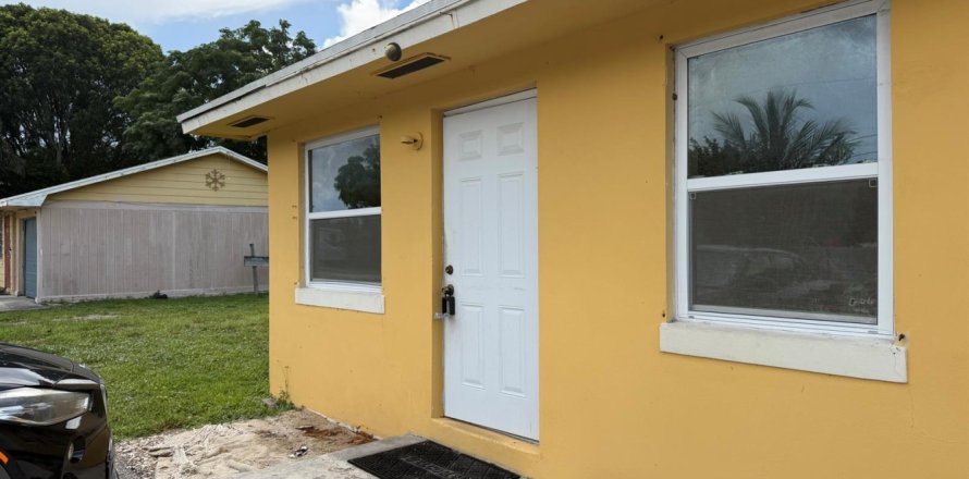 Appartement à Palm Springs, Floride 1 chambre, 55.74 m2 № 2261780