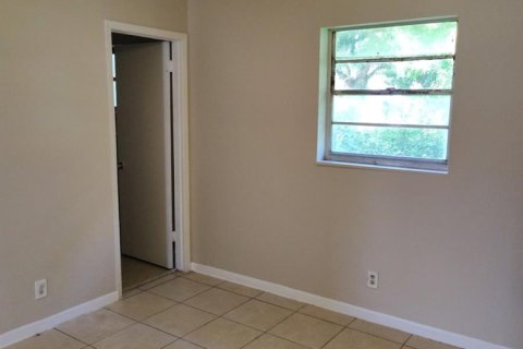Appartement à louer à Palm Springs, Floride: 1 chambre, 55.74 m2 № 2261780 - photo 4