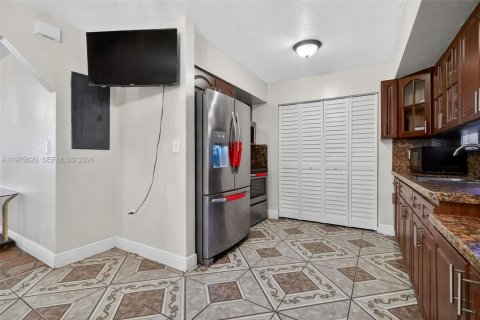 Купить виллу или дом в Майами, Флорида 3 спальни, 134.15м2, № 2038494 - фото 26