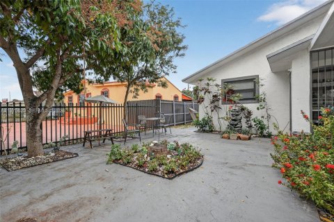 Купить виллу или дом в Майами, Флорида 3 спальни, 134.15м2, № 2038494 - фото 6