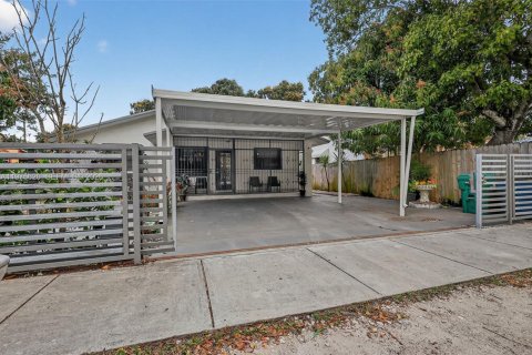 Купить виллу или дом в Майами, Флорида 3 спальни, 134.15м2, № 2038494 - фото 5